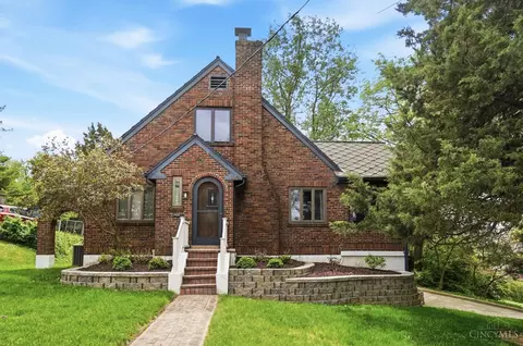 2831 Losantiville Ave, Cincinnati, OH 45213