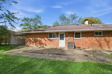 Exterior - 8796 Neptune Dr, Cincinnati, OH 45231 photo 8 of 9