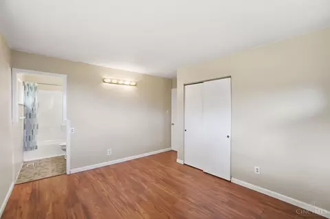 Bedroom - 8796 Neptune Dr, Cincinnati, OH 45231 photo 2 of 6