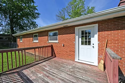 7406 Robin Dr, Hamilton Township, OH 45039 photo 30