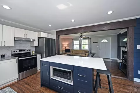 7406 Robin Dr, Hamilton Township, OH 45039 photo 15