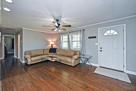 7406 Robin Dr, Hamilton Township, OH 45039 photo 8