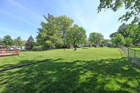 7406 Robin Dr, Hamilton Township, OH 45039 photo 33