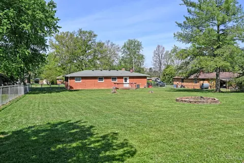 7406 Robin Dr, Hamilton Township, OH 45039 photo 40