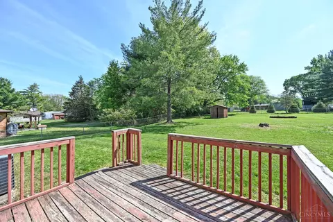 7406 Robin Dr, Hamilton Township, OH 45039 photo 31