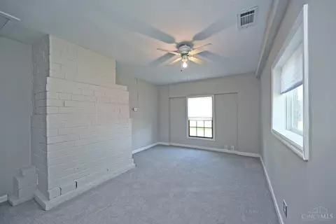 7406 Robin Dr, Hamilton Township, OH 45039 photo 19