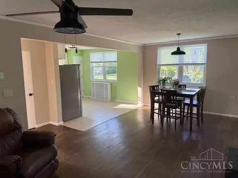 Living - 2 Ashby St, Greenhills, OH 45218 photo 1 of 2