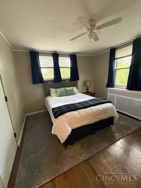 Bedroom - 2 Ashby St, Greenhills, OH 45218 photo 3 of 3