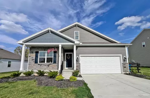 3692 Heritage Farm Ln, Amelia, OH 45102