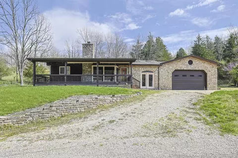 16098 Snail Creek Rd, Brookville, IN 47012