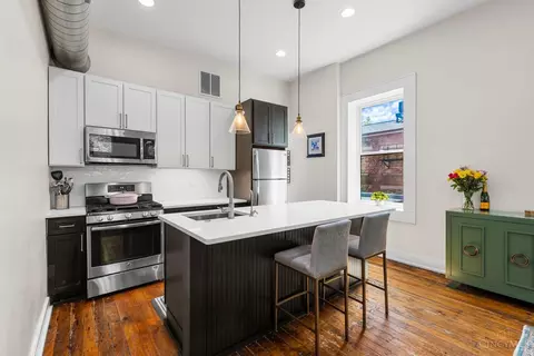 Kitchen - 433 Clark St, Cincinnati, OH 45203 photo 1 of 3