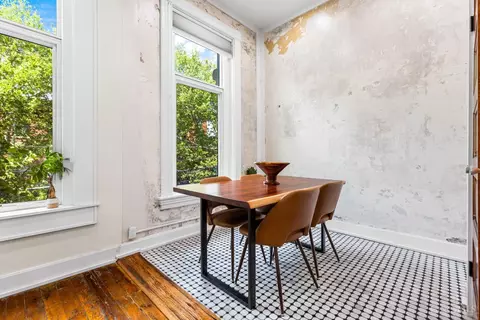 Dining - 433 Clark St, Cincinnati, OH 45203 photo 3 of 4