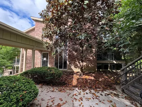 3065 Alpine Ter, Cincinnati, OH 45208