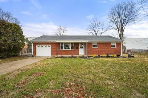 32 Robinson Dr, Lawrenceburg, IN 47025