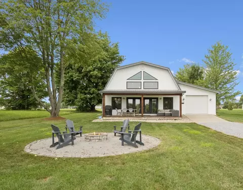 559 Waynoka Dr, Franklin Twp, OH 45171