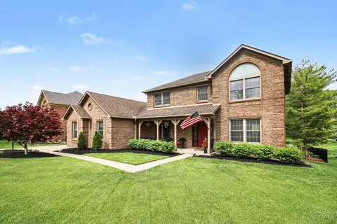 914 Cedarpark Dr, Cincinnati, OH 45233