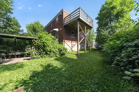 Exterior - 2505 Rack Ct, Cincinnati, OH 45239 photo 5 of 9