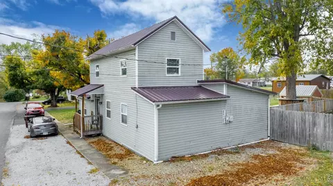 87 Mary St, Peebles, OH 45660