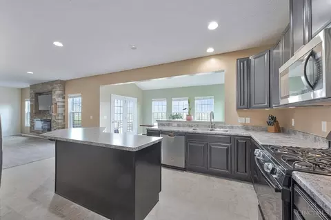 Kitchen - 6968 Chapel Ln, Harrison, OH 45030 photo 3 of 5