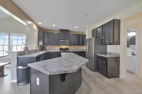 Kitchen - 6968 Chapel Ln, Harrison, OH 45030 photo 2 of 5