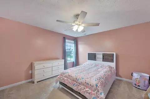 Bedroom - 6968 Chapel Ln, Harrison, OH 45030 photo 8 of 9