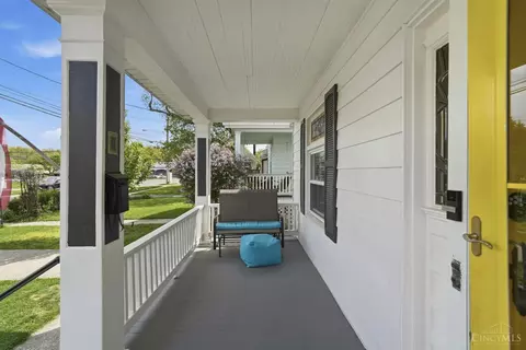 Exterior - 3761 Ferdinand Pl, Cincinnati, OH 45209 photo 4 of 12
