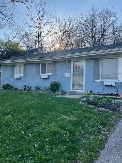 4895 Winton Ridge Ln, Cincinnati, OH 45232