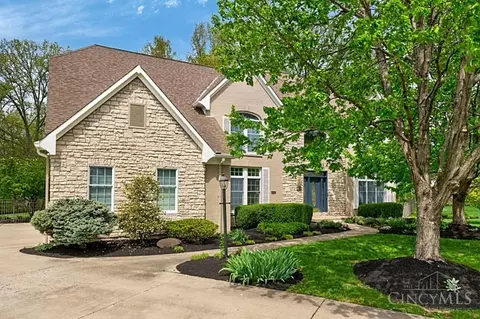 9967 Humphrey Rd, Cincinnati, OH 45242