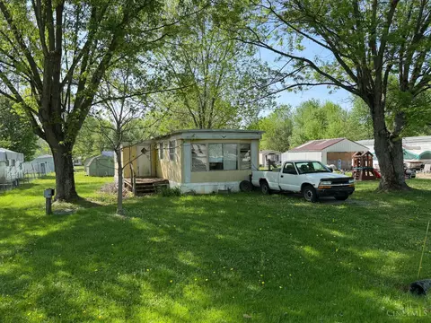 11922 Hickory Trl, Paint Twp, OH 45133