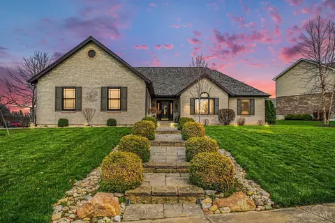 300 Sagewood Ct, Monroe, OH 45050