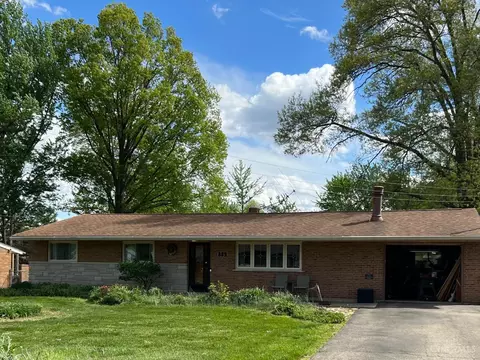 889 Hawthorne Dr, Cincinnati, OH 45245