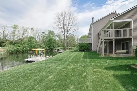 Exterior - 680 Stoneharbor Ln, Hamilton Township, OH 45039 photo 9 of 11