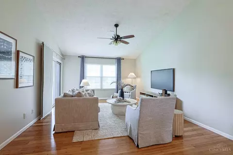Living - 680 Stoneharbor Ln, Hamilton Township, OH 45039 photo 1 of 3