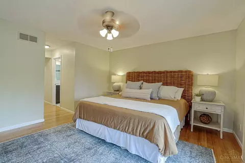 Bedroom - 680 Stoneharbor Ln, Hamilton Township, OH 45039 photo 3 of 7