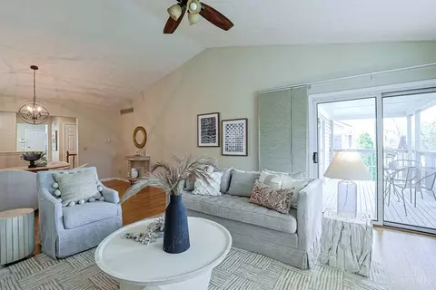 Living - 680 Stoneharbor Ln, Hamilton Township, OH 45039 photo 3 of 3