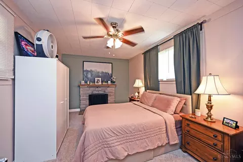 Bedroom - 193 W Crest Dr, Reading, OH 45215 photo 1 of 3