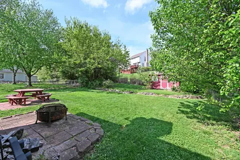 Exterior - 193 W Crest Dr, Reading, OH 45215 photo 8 of 10