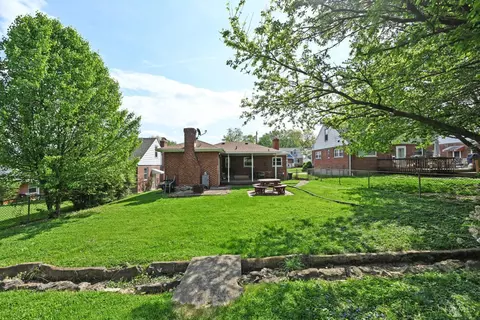 Exterior - 193 W Crest Dr, Reading, OH 45215 photo 10 of 10