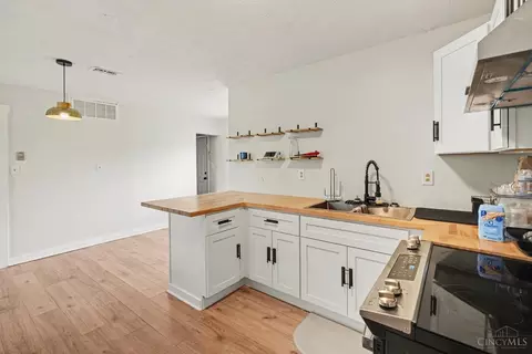 Kitchen - 2422 Bluelark Dr, Cincinnati, OH 45231 photo 2 of 2