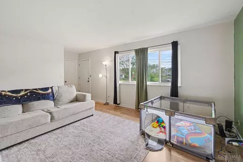 Living - 2422 Bluelark Dr, Cincinnati, OH 45231 photo 2 of 2