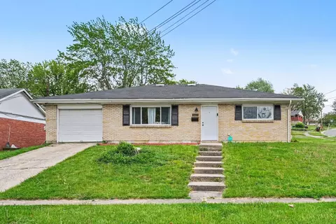 Exterior - 2422 Bluelark Dr, Cincinnati, OH 45231 photo 2 of 5