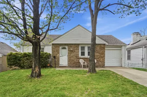 3294 Alpine Pl, Cincinnati, OH 45211