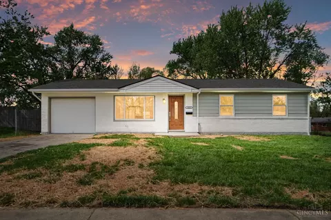 1828 Aspenhill Dr, Cincinnati, OH 45240