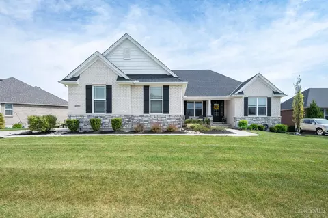 6090 Northlake Ct, Liberty Twp, OH 45011