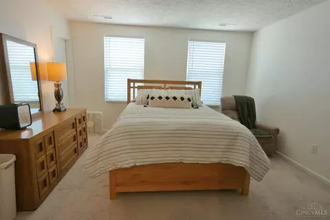 Bedroom - 8889 Williamson Cir, Harrison, OH 45030 photo 1 of 3