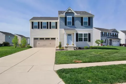 8889 Williamson Cir, Harrison, OH 45030