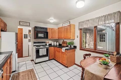 9048 Winton Rd, Cincinnati, OH 45231 photo 30