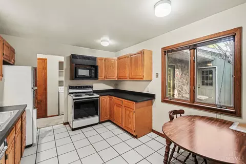 9048 Winton Rd, Cincinnati, OH 45231 photo 9