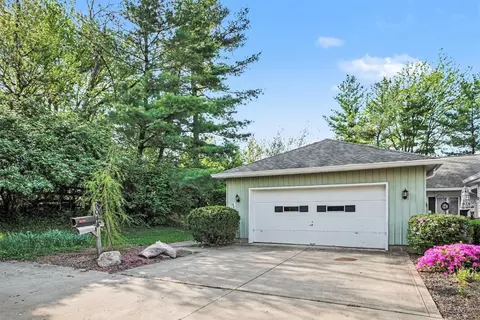 9048 Winton Rd, Cincinnati, OH 45231 photo 26