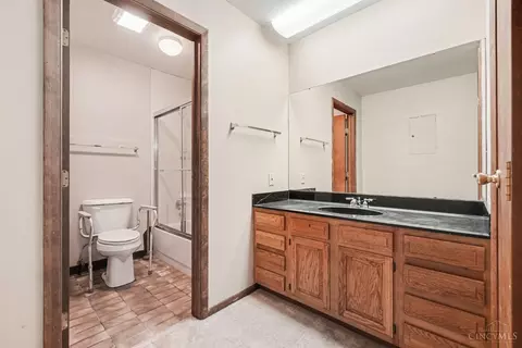 9048 Winton Rd, Cincinnati, OH 45231 photo 16